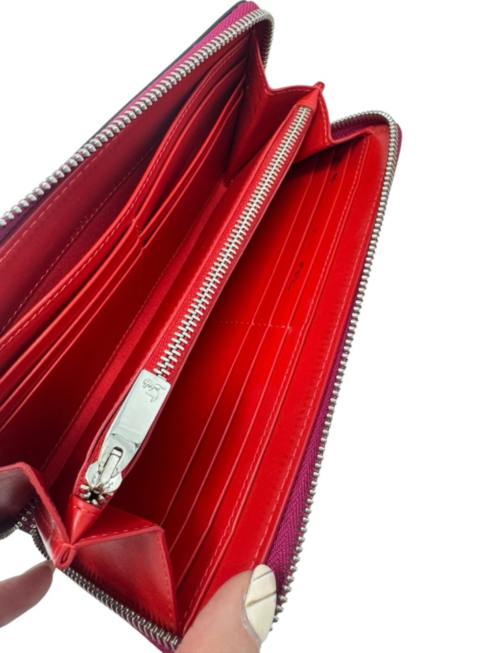 ✨🛍️ Christian Louboutin Fuchsia Panettone Studded Long Zip Around Wallet - Picture 4 of 6